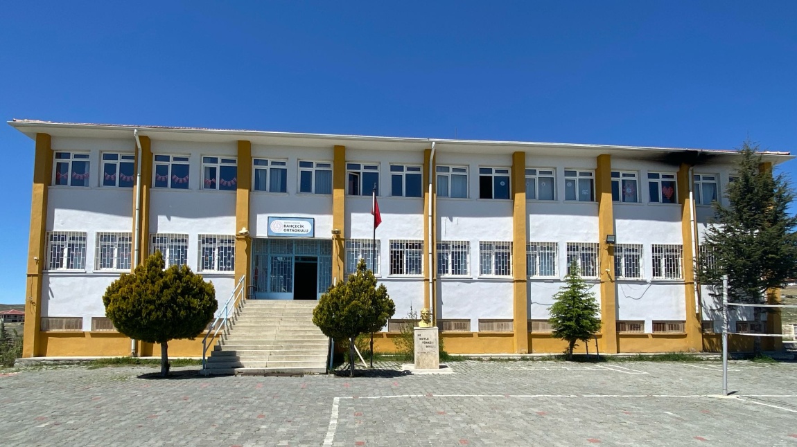Bahçecik İlkokulu Fotoğrafı
